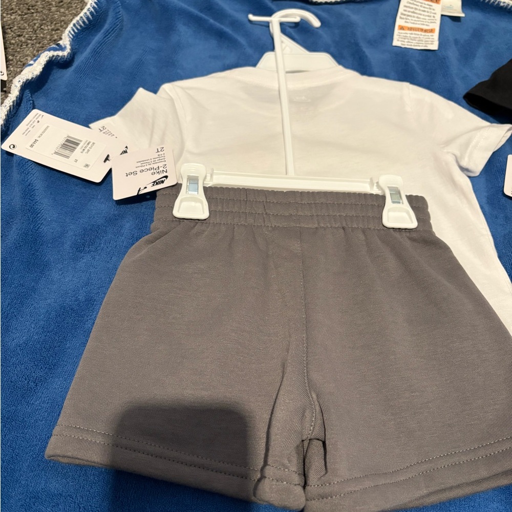 Bundle - Nike Kids Graphic Tee and Shorts Sets — White, Black, Gray & Light Blue - Picture 6 of 10